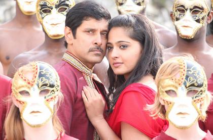 Vikram and Anushka in Thandavam